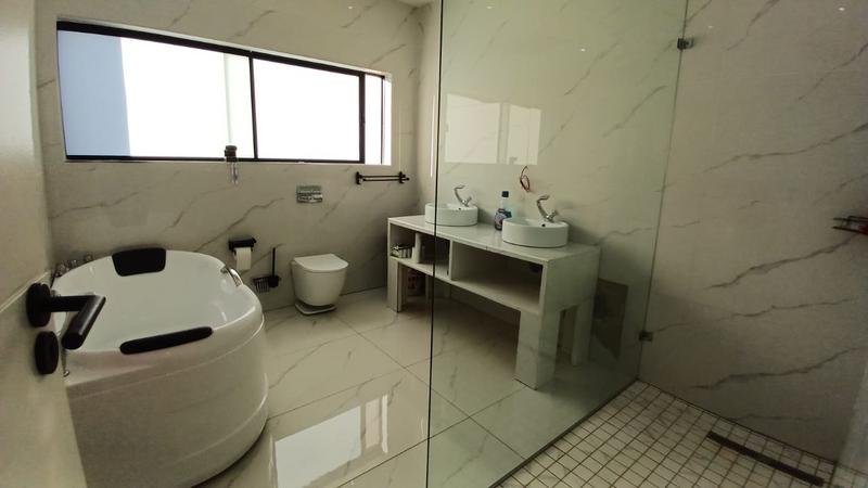 4 Bedroom Property for Sale in Hartbeespoort Dam Nature Reserve North West